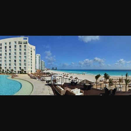 Sunset Royal Hotel Cancun Bagian luar foto