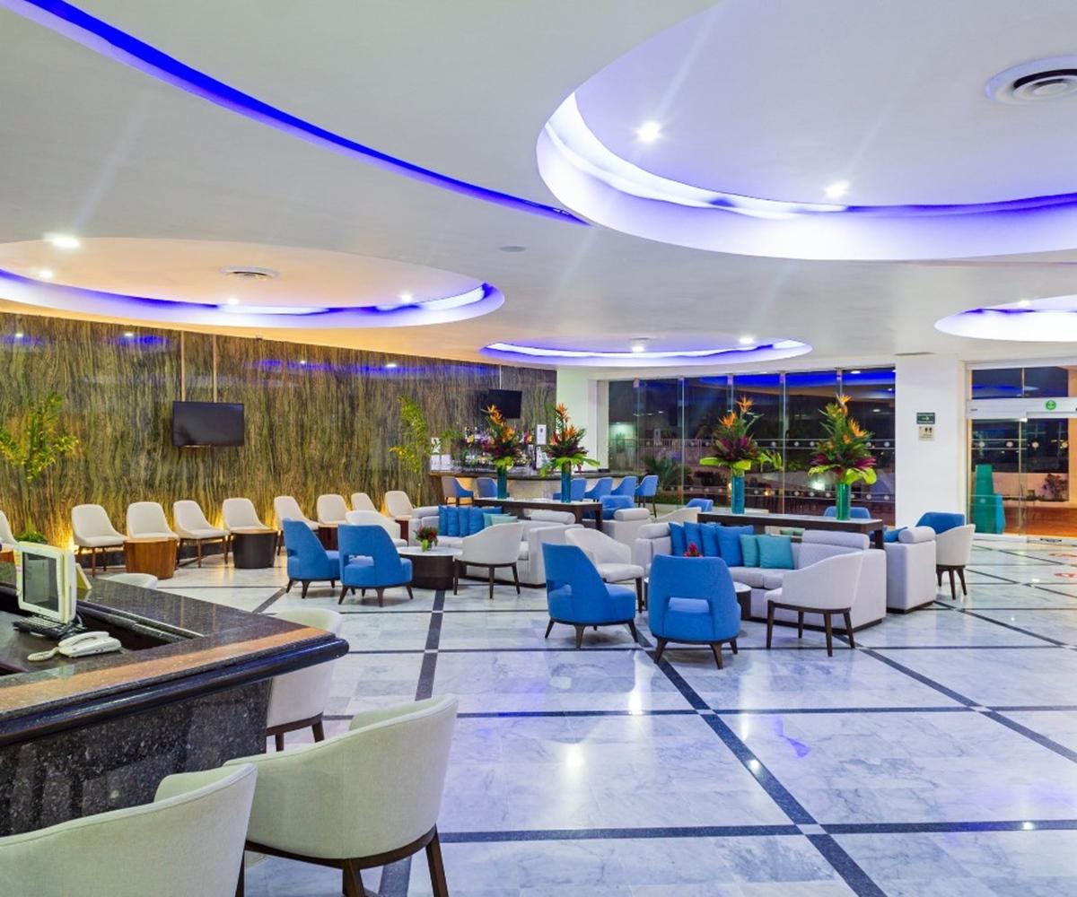 Sunset Royal Hotel Cancun Bagian luar foto