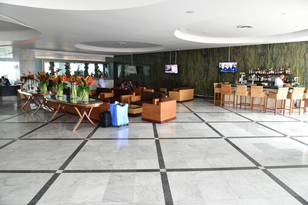 Sunset Royal Hotel Cancun Bagian luar foto
